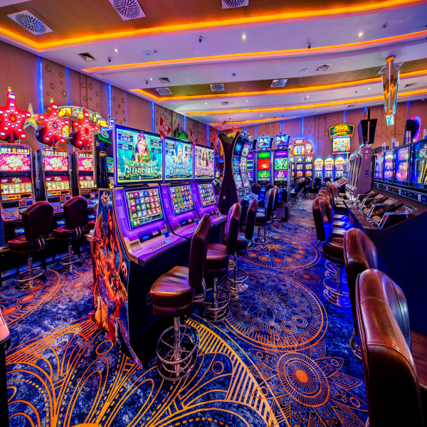https://www.vivacasino.biz/Content/Site/images/etkinlikDetay/10112018-394937882.jpg